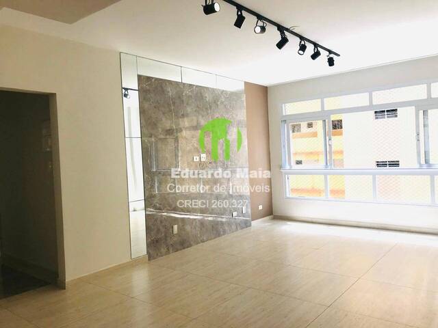 #12 - Apartamento para Venda em Santos - SP