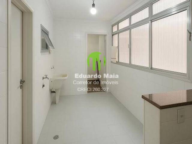 #24 - Apartamento para Venda em Santos - SP