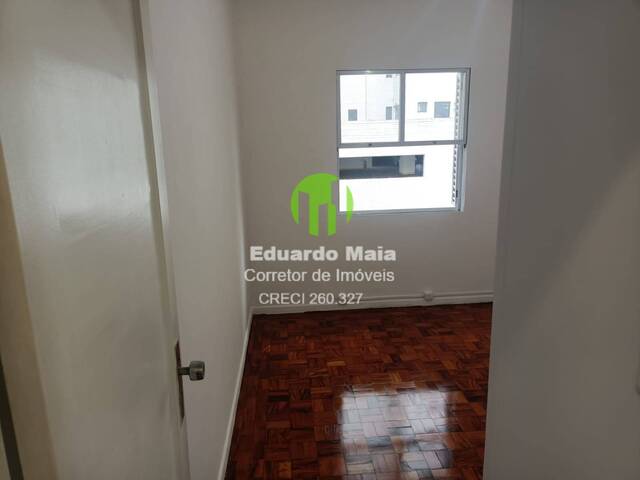 #28 - Apartamento para Venda em Santos - SP