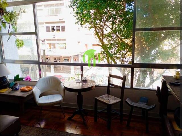 #30 - Apartamento para Venda em Santos - SP